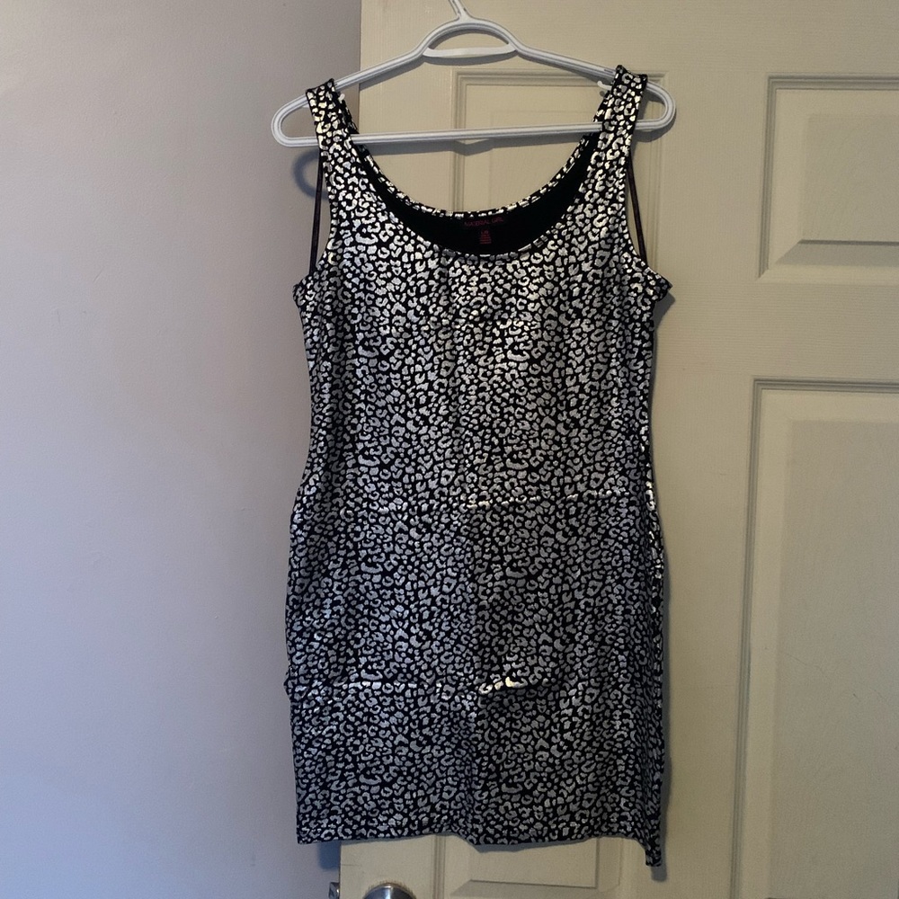 Material girl size large